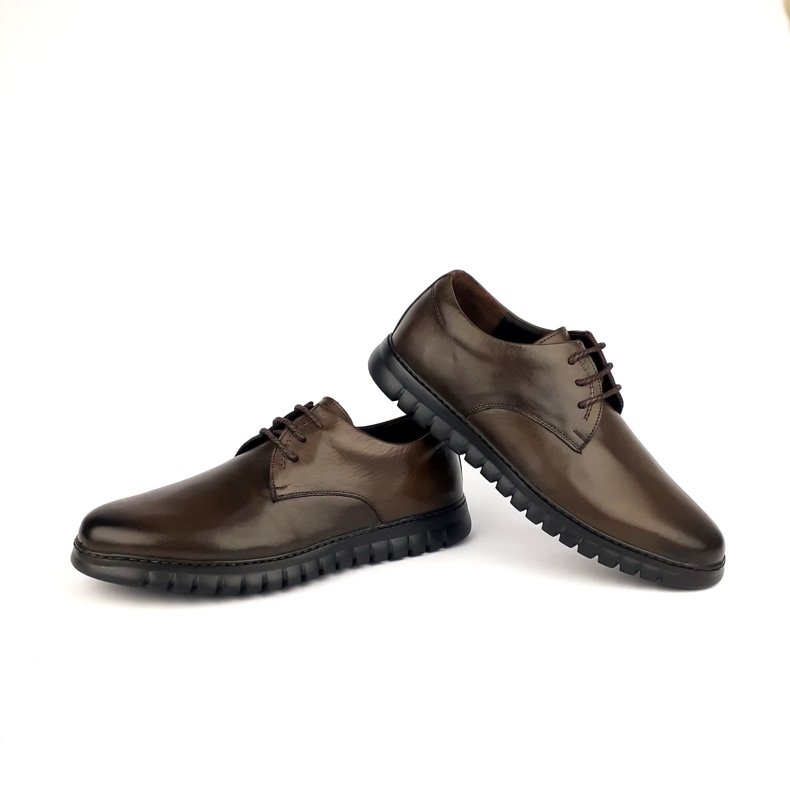 Volzak 6086 Chaussure en cuir Marron