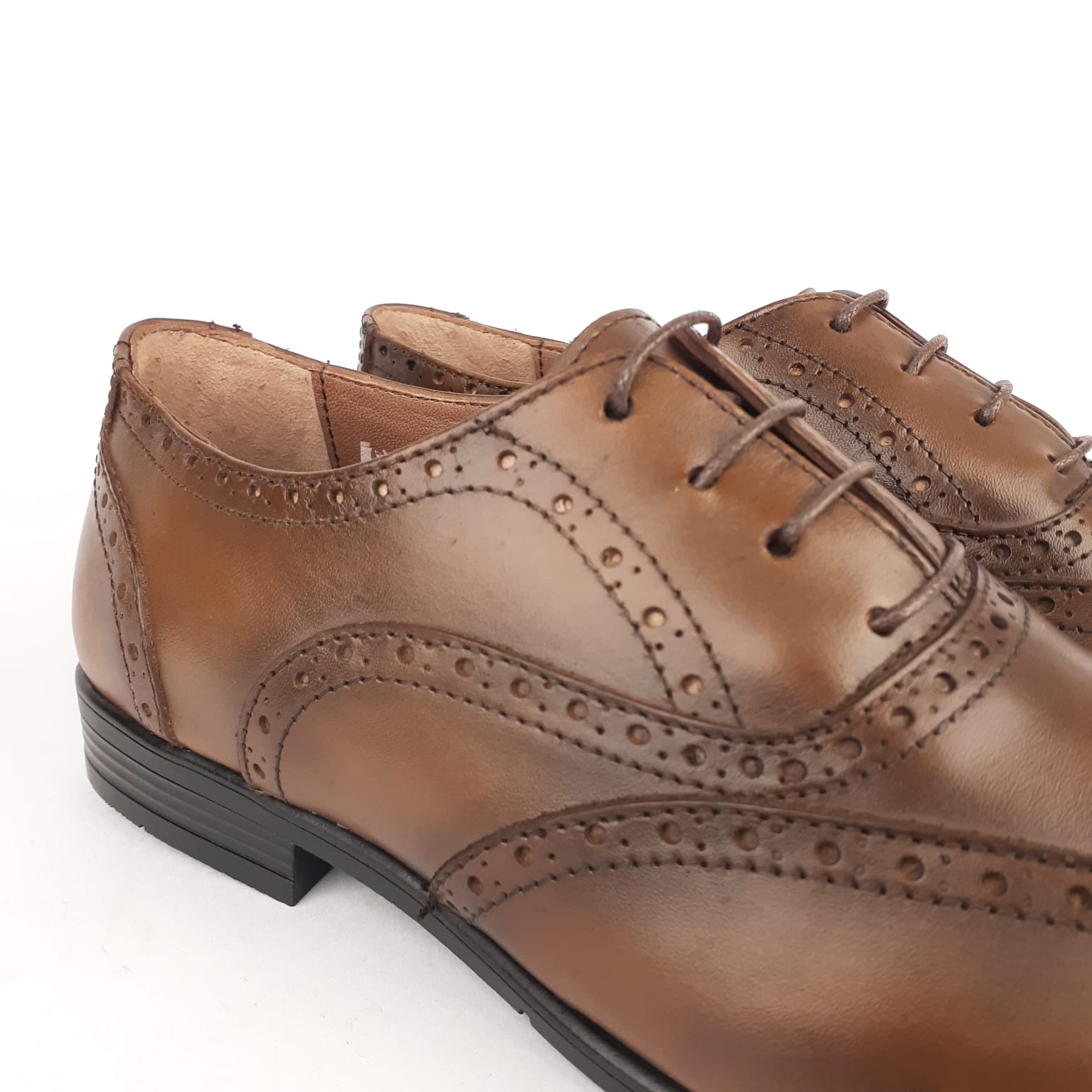 Volzak 891 Chaussure en cuir Marron vintage