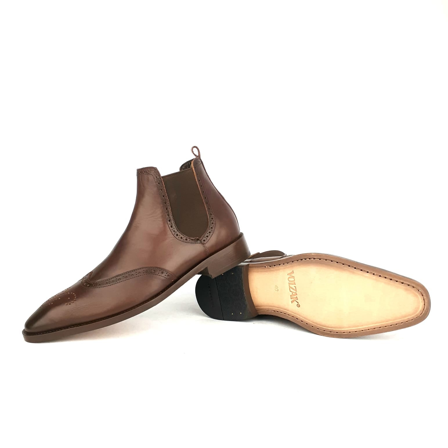 1142 Brown leather ankle boot