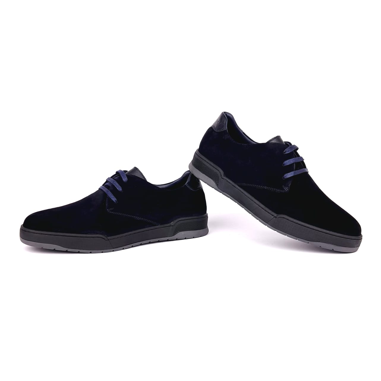 Volzak 5023 Basket en daim Bleu