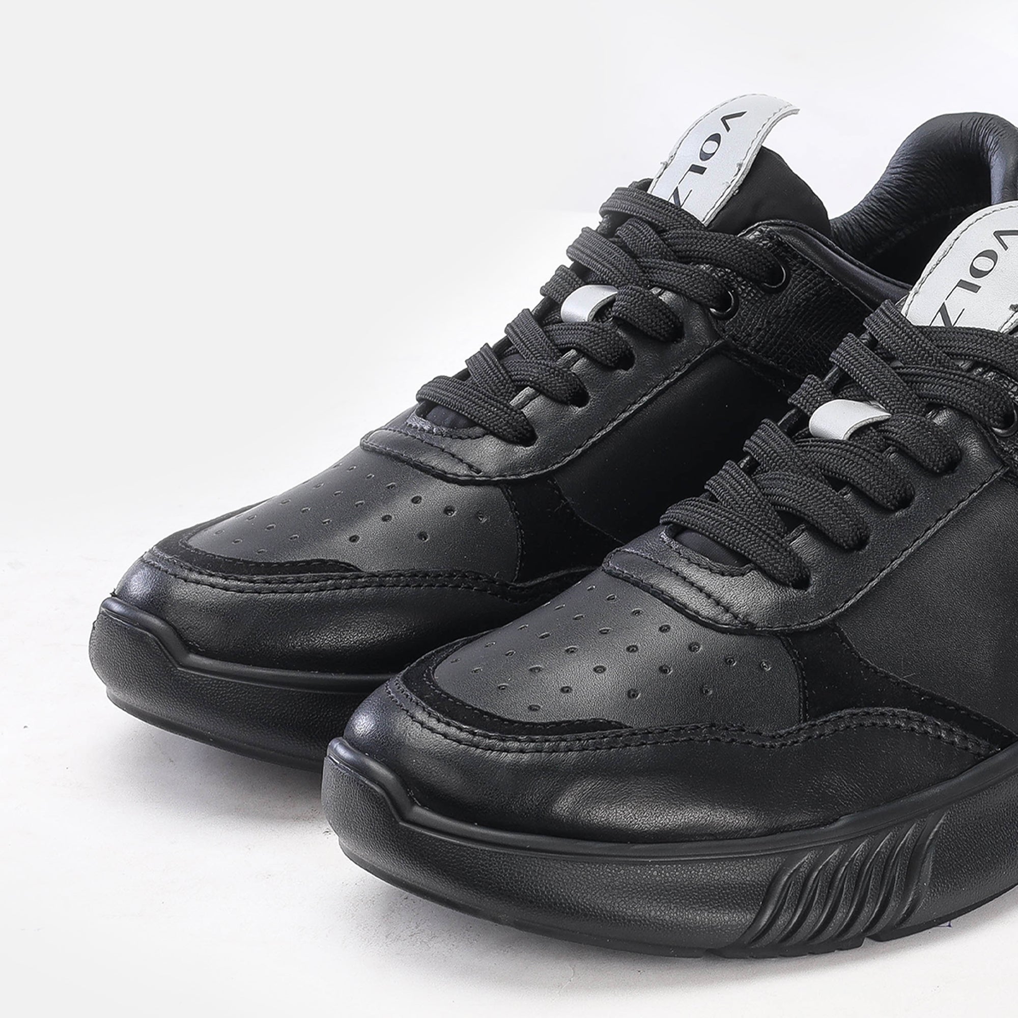 Volzak 9693 Basket cuir Noir