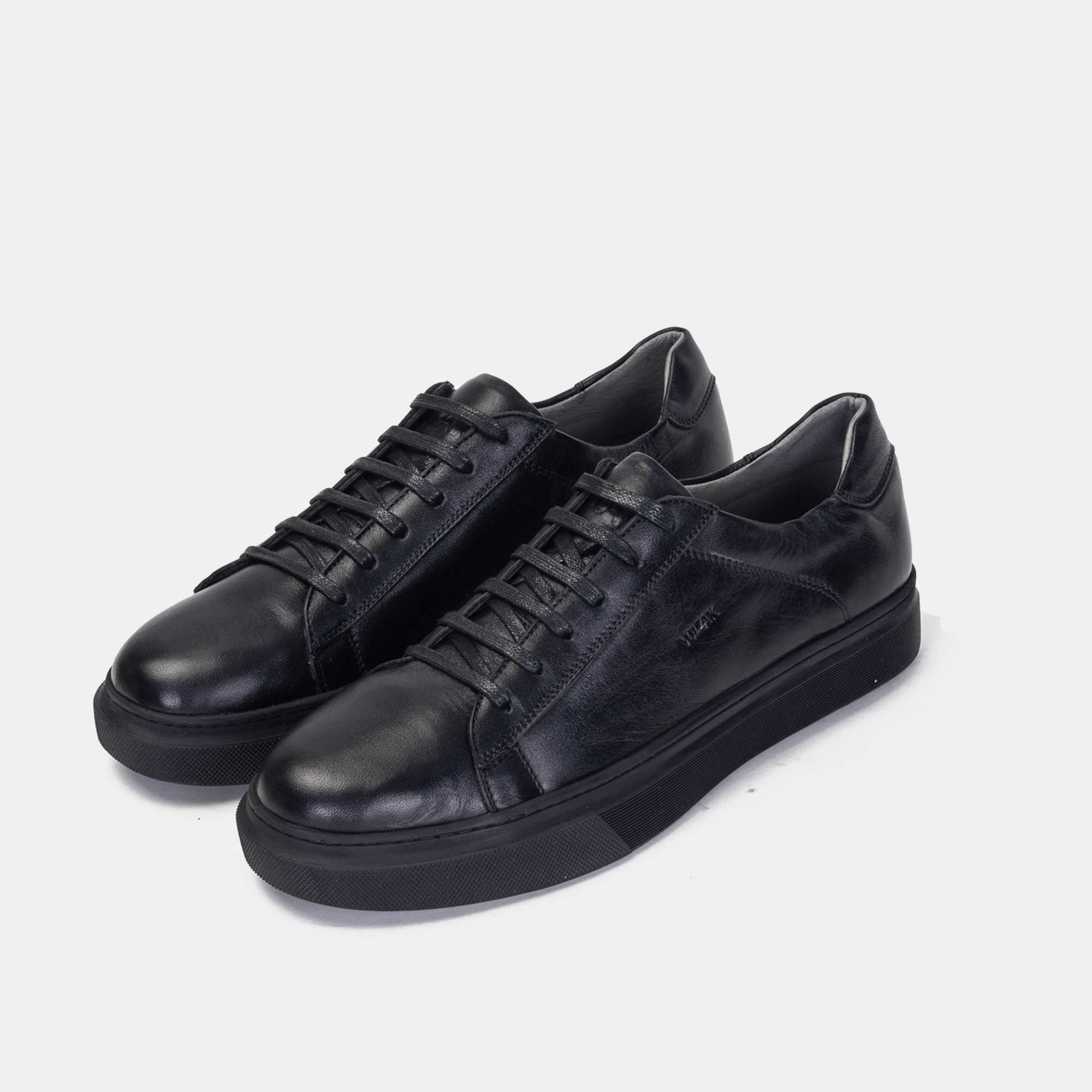 5033 Basket en cuir Noir