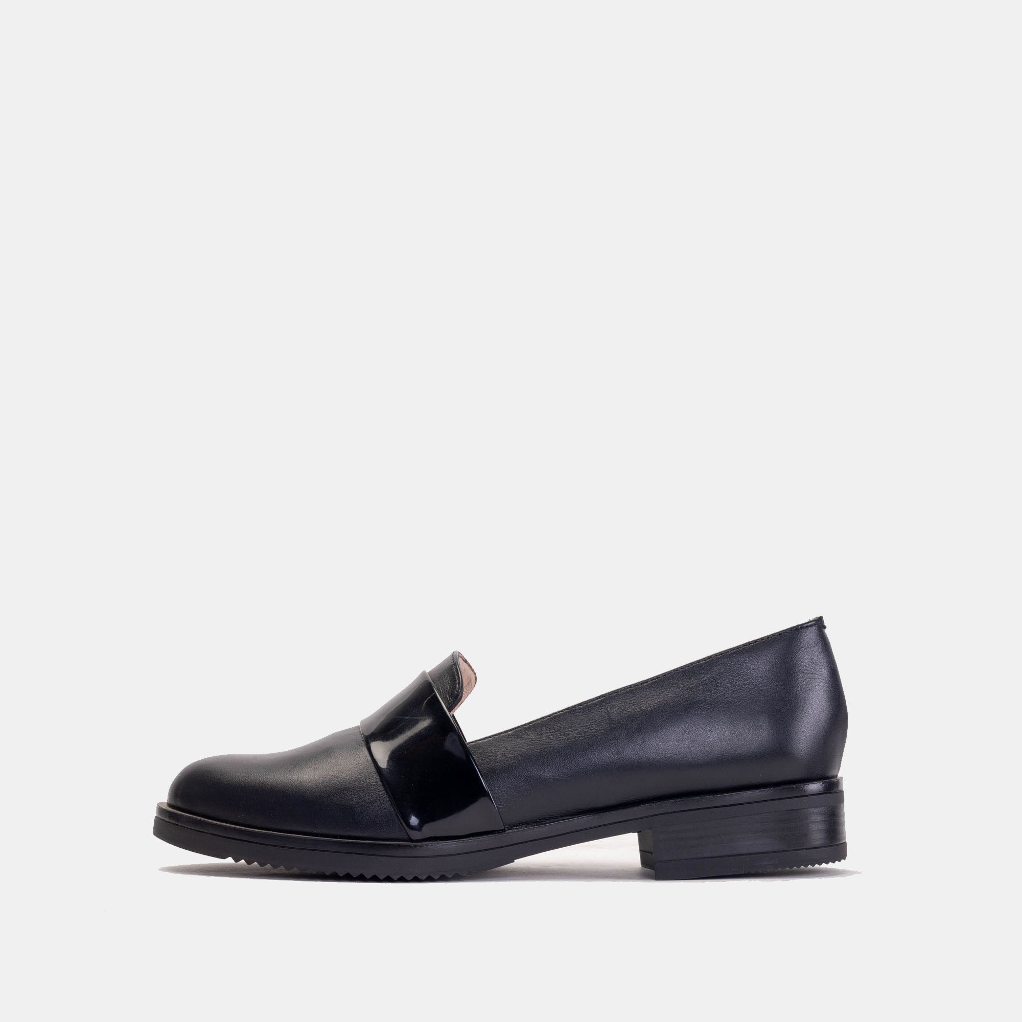 Volzak 567 Chaussure en cuir noir