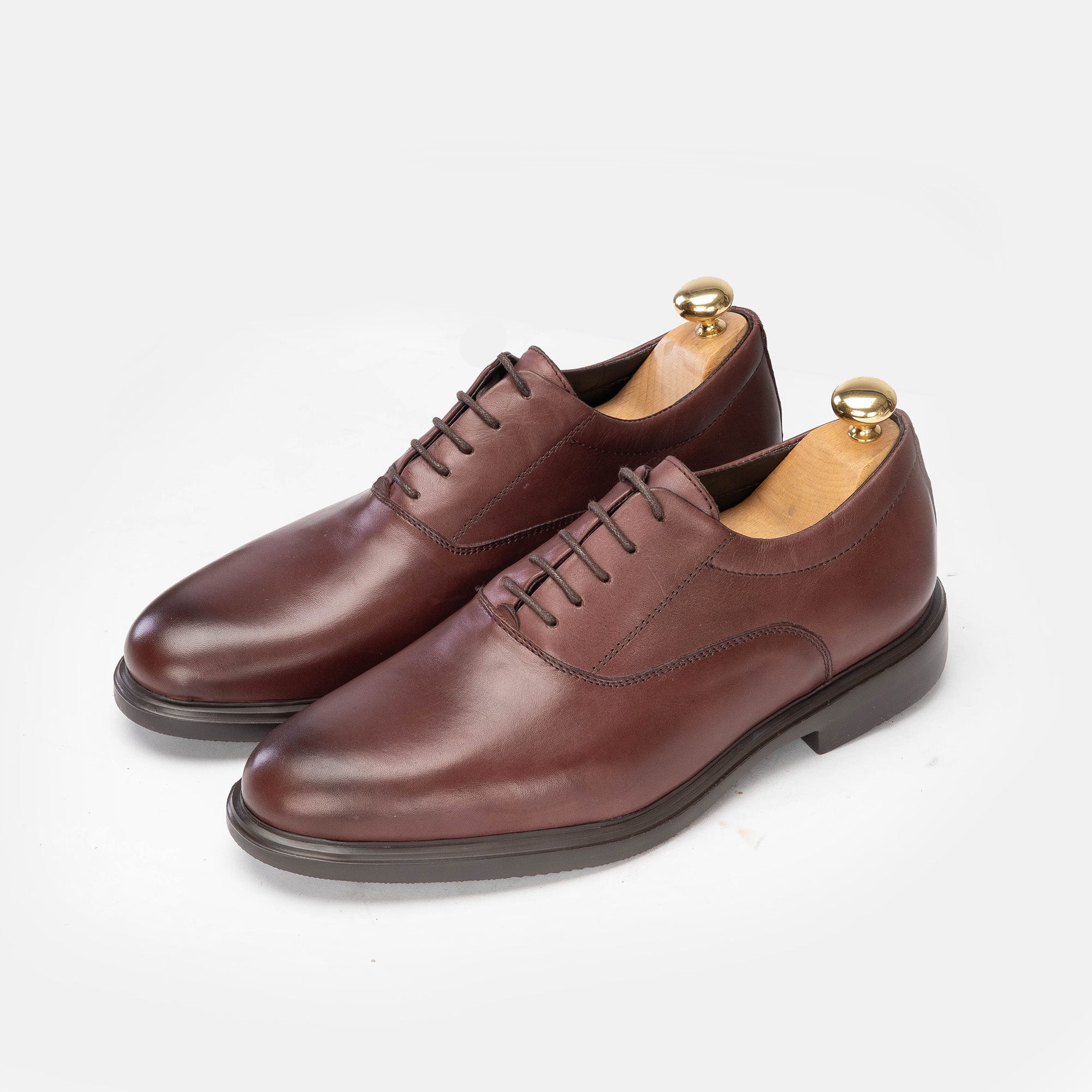 '910 Bordeaux leather shoe