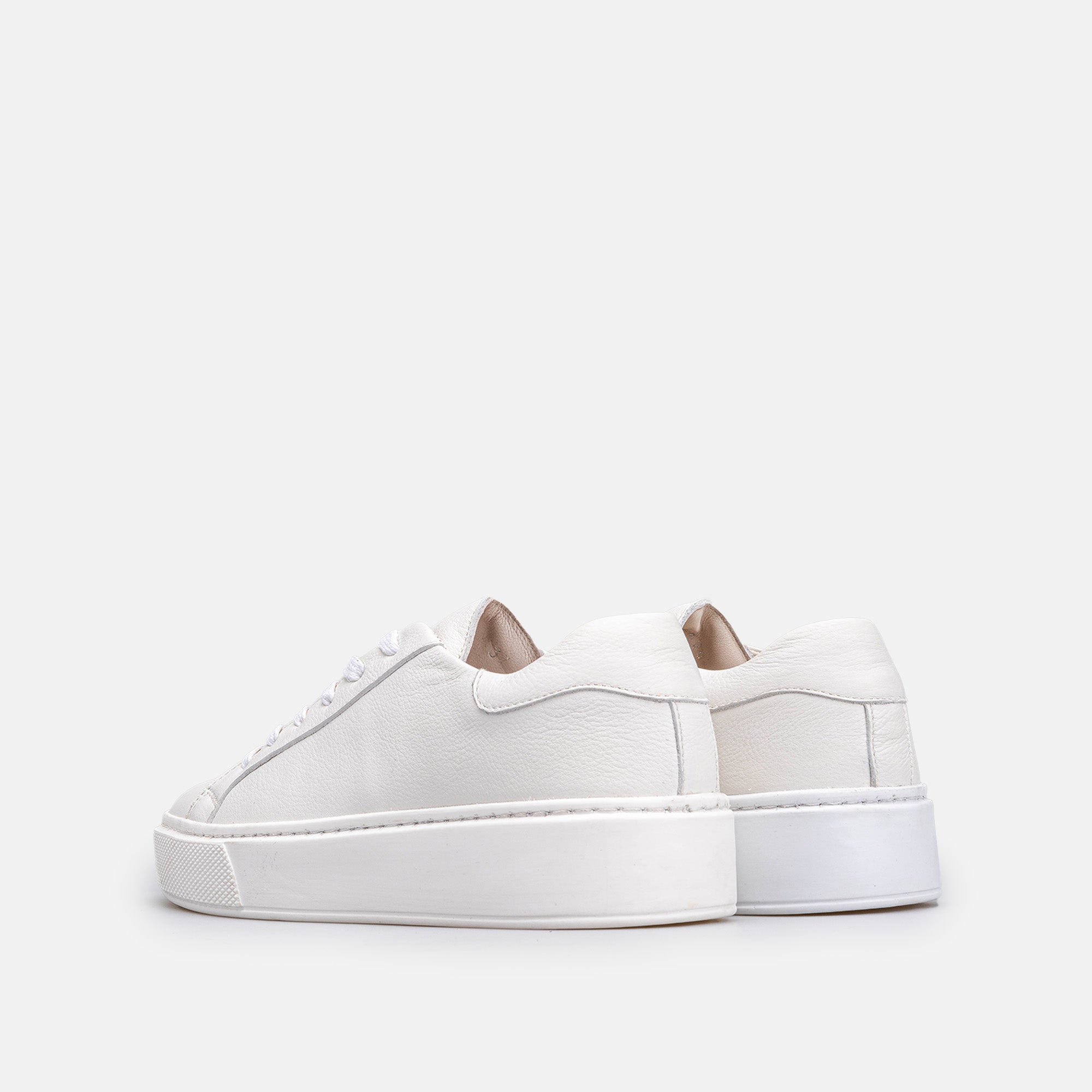 Volzak 2526 Basket en cuir Blanc