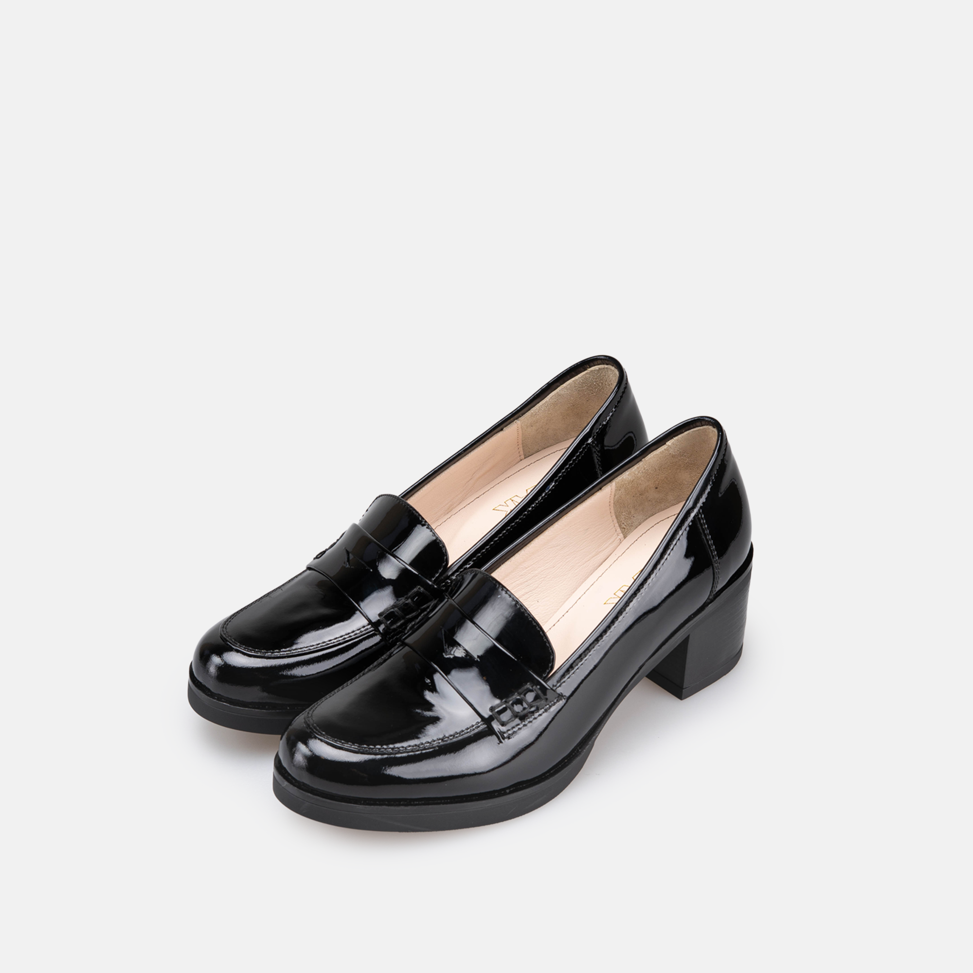 Volzak 806 chaussure en cuir noir vernis
