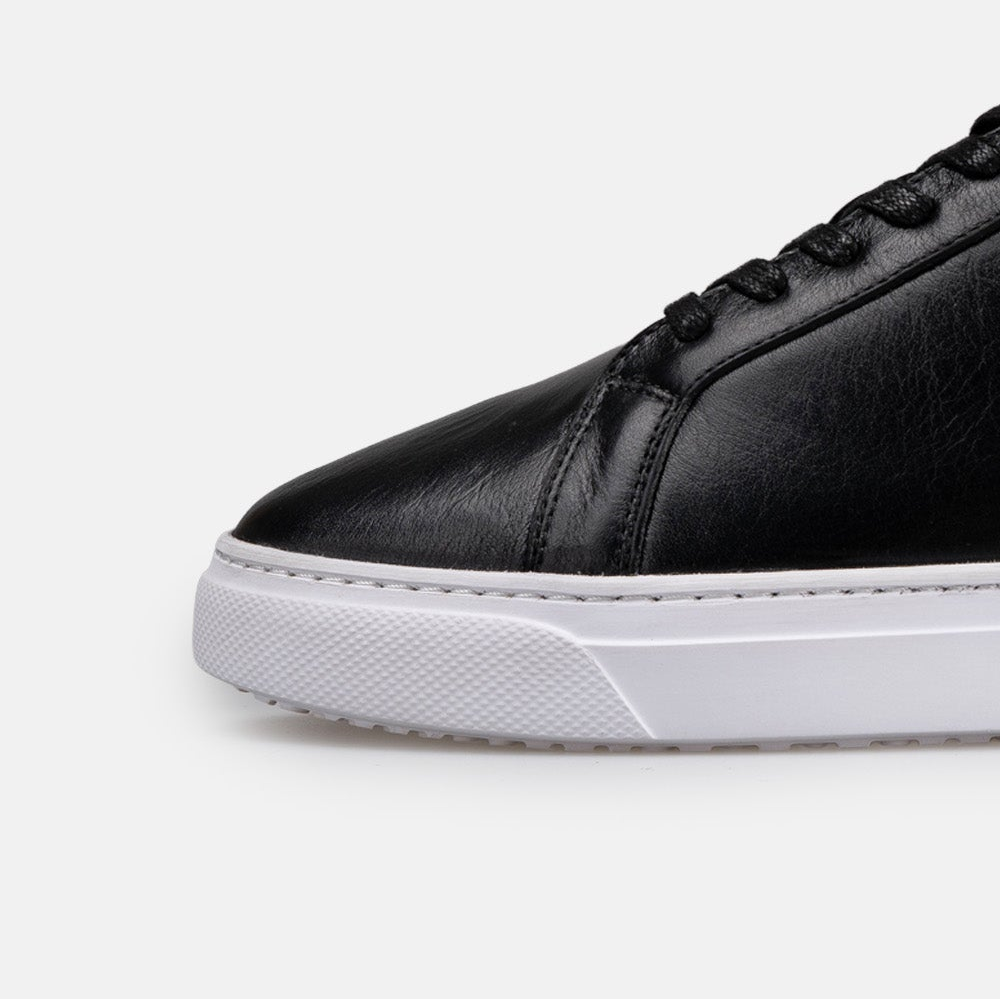 Volzak 3930 Black Leather Sneakers
