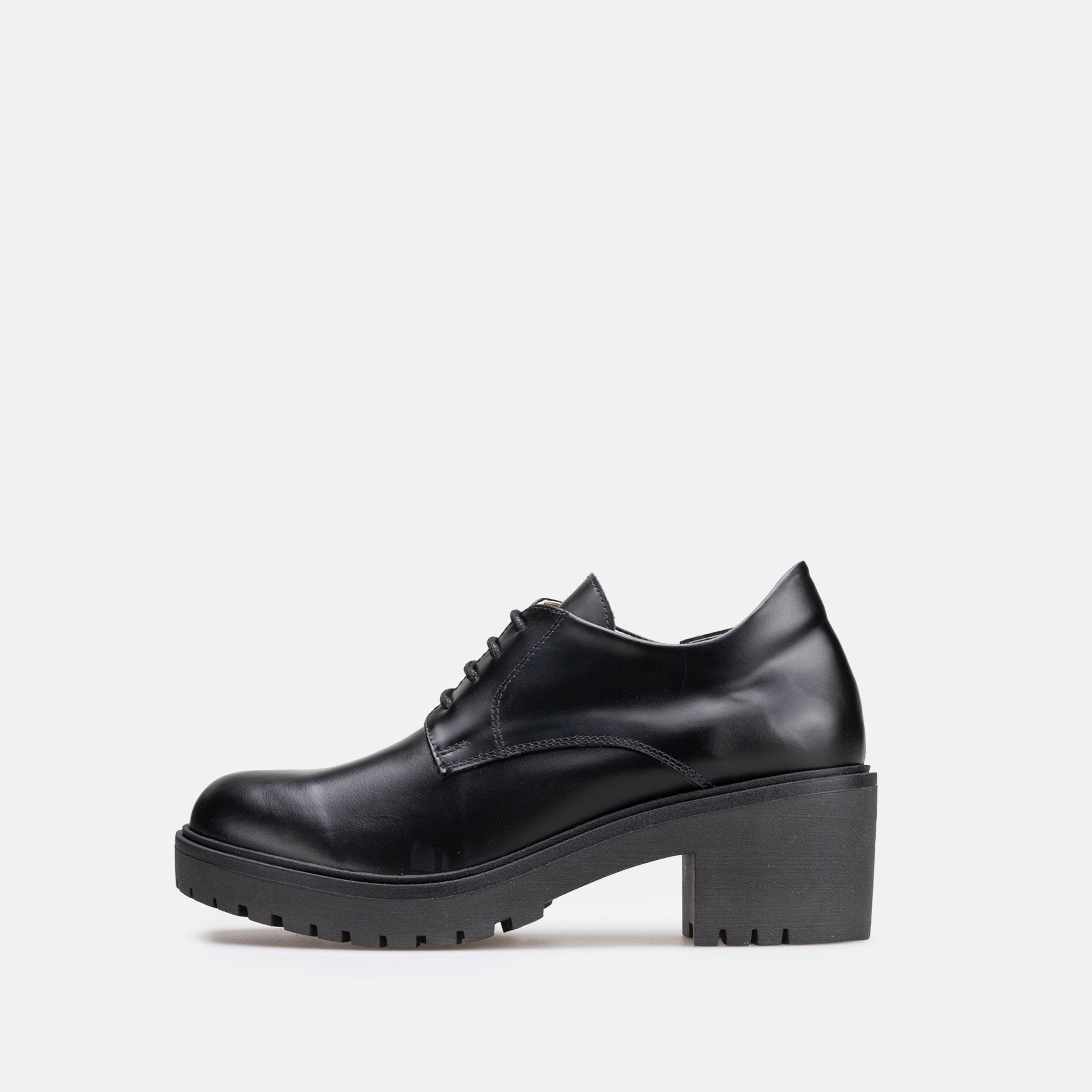 Volzak 1015 Chaussure en cuir Noir