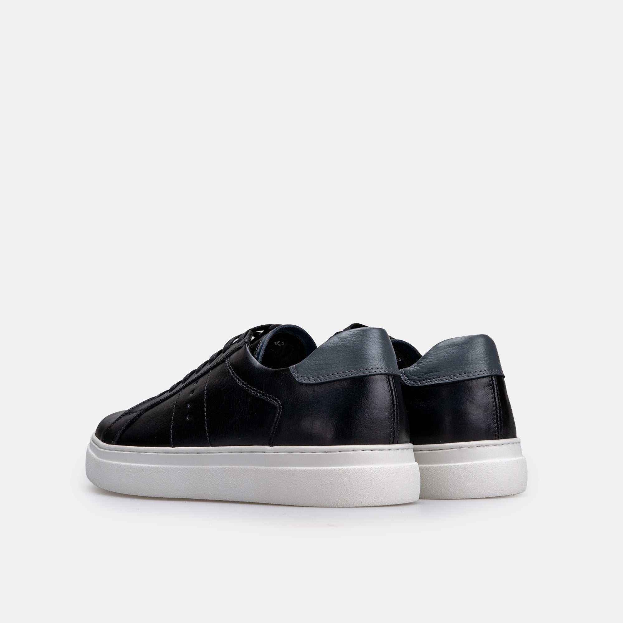 Volzak 7011 basket en cuir Noir