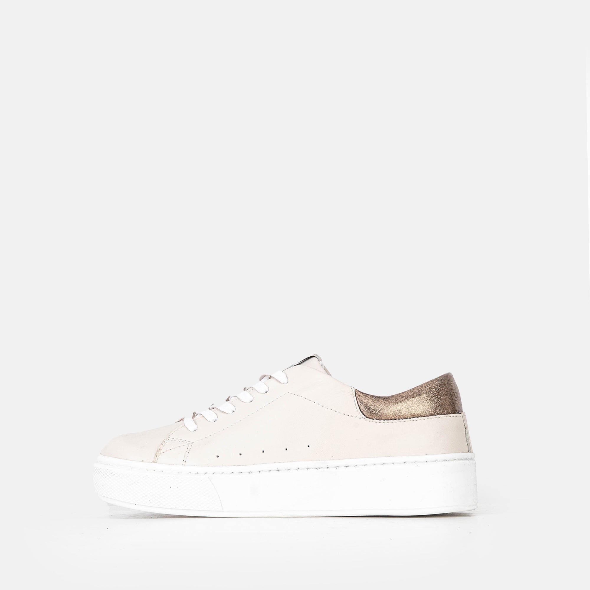Volzak 2525 Basket en cuir Beige