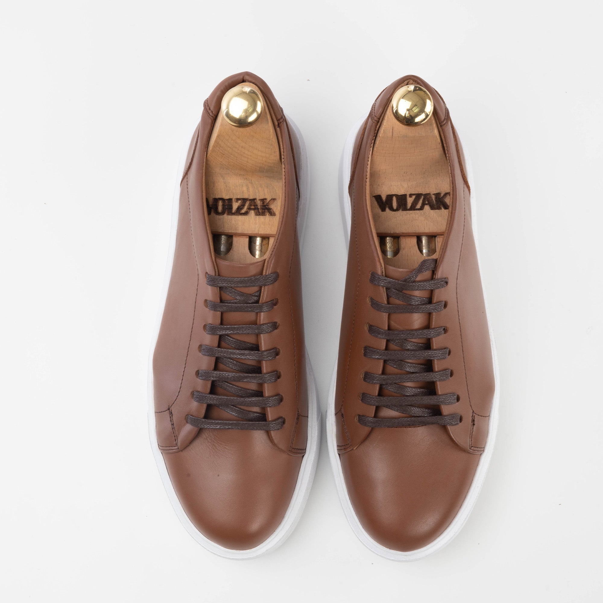Volzak 5177 basket en cuir camel