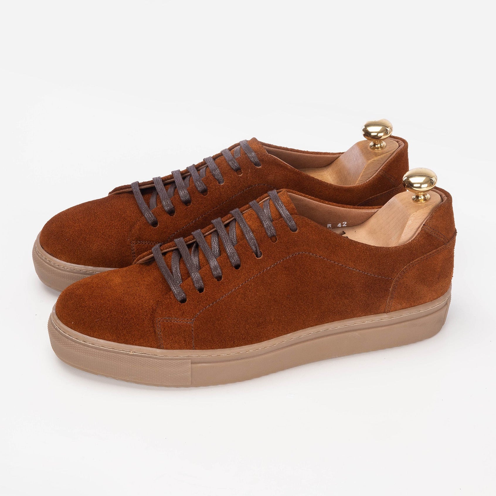 Volzak 5206 camel suede sneaker