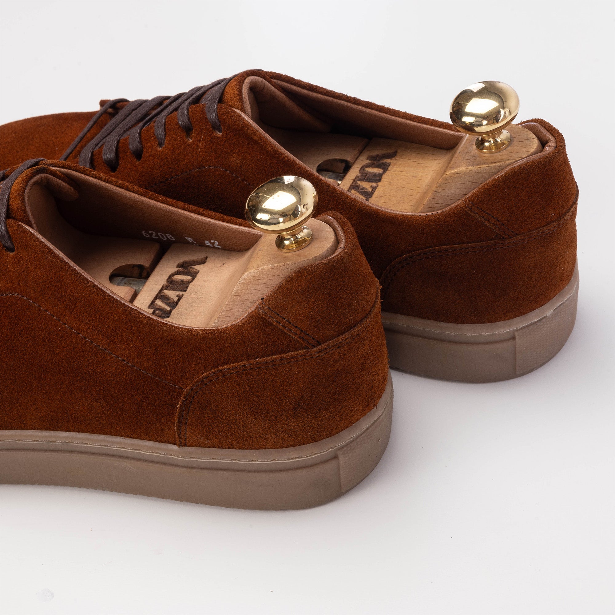Volzak 5206 basket en daim camel