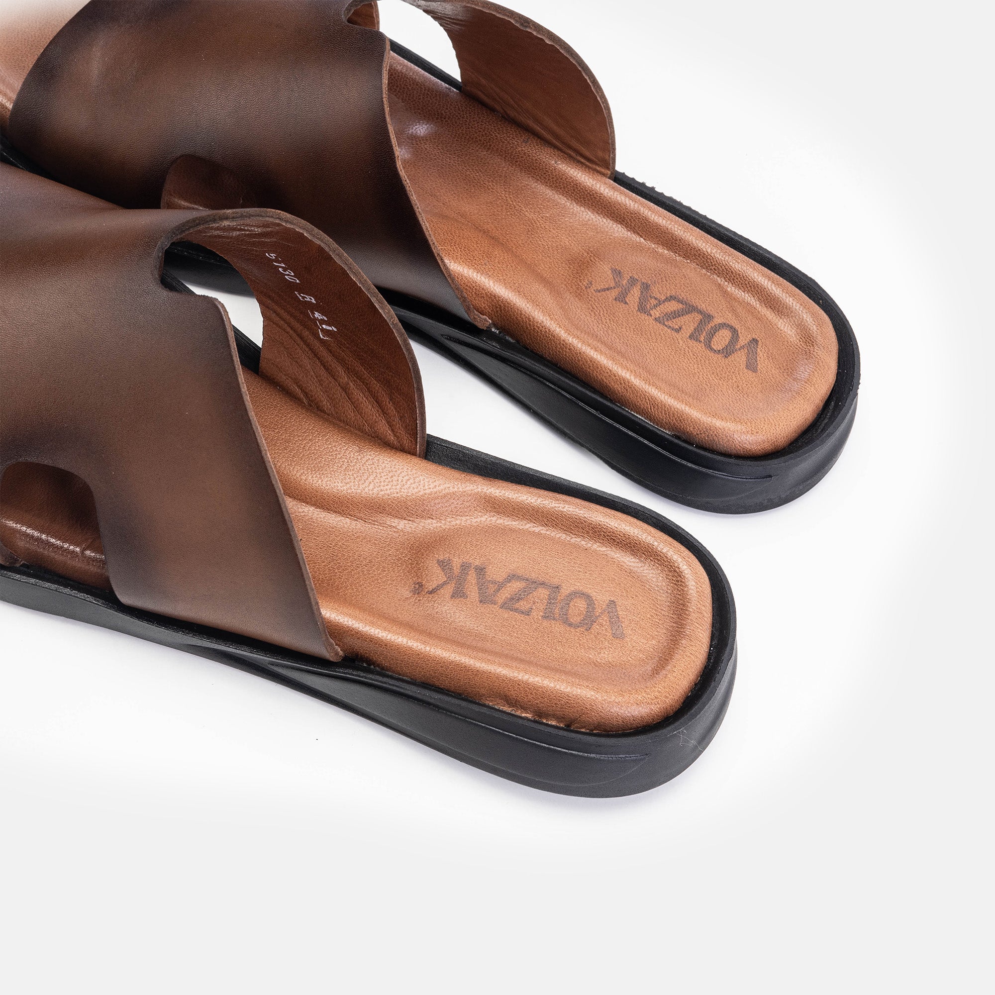 Volzak 5130 Sandale en cuir Marron Vintage