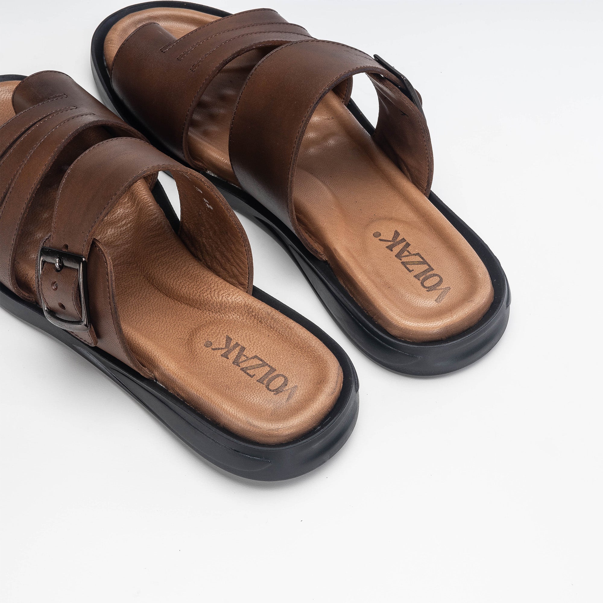 Volzak 5135 S Sandale en cuir marron vintage