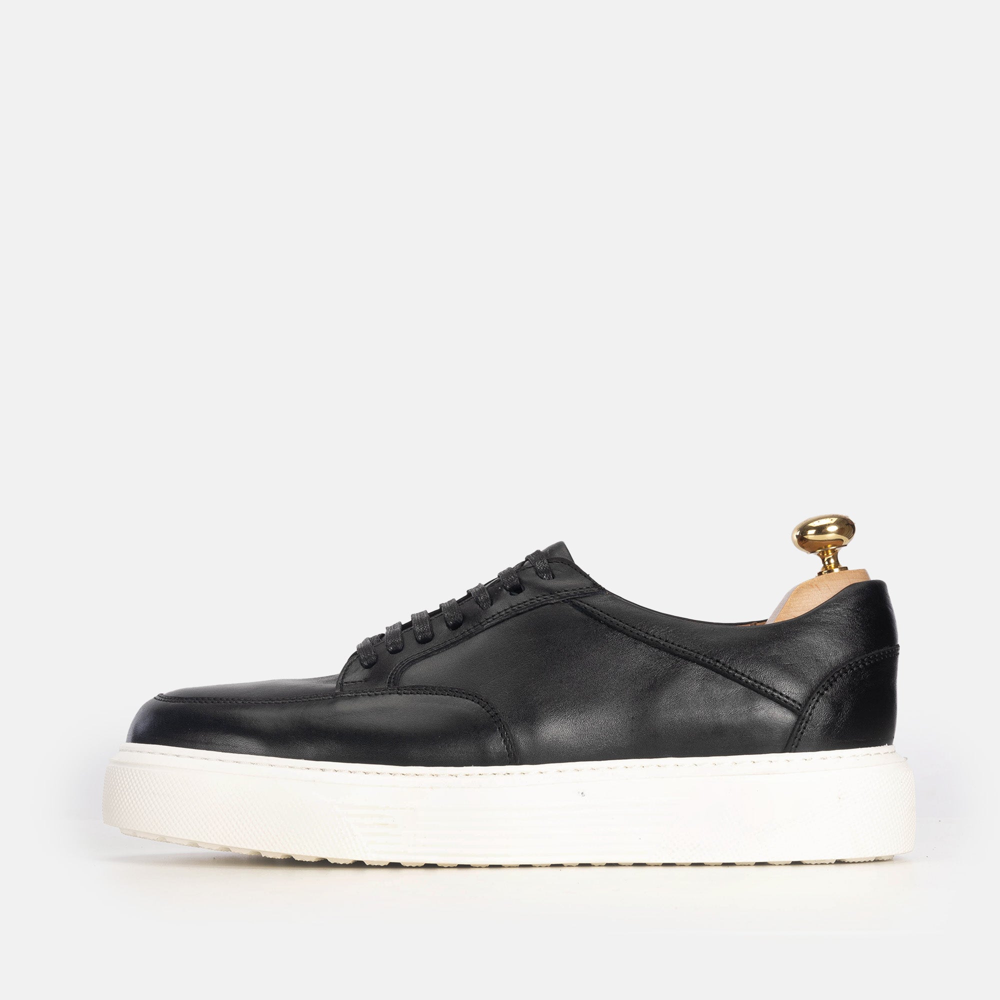 Volzak 5230 Basket en cuir noir