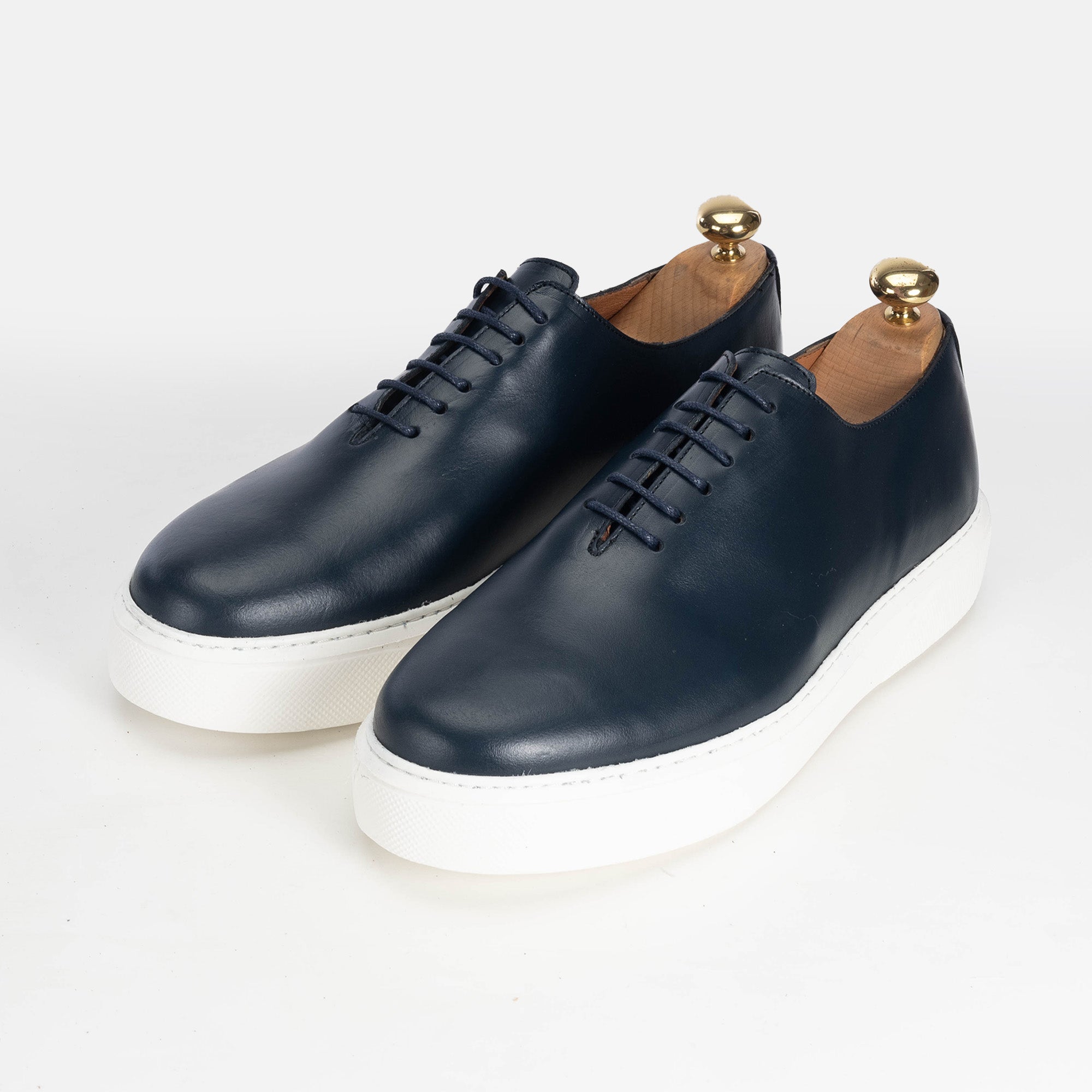 Volzak 5233 Basket en cuir bleu