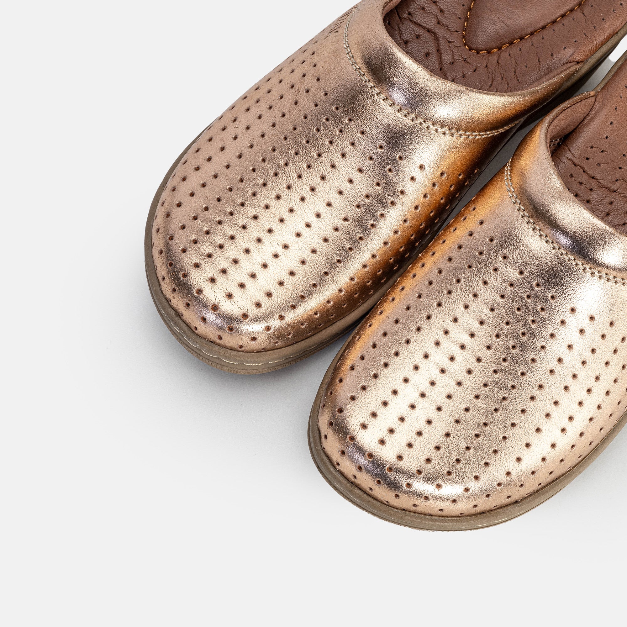 Volzak 381 Women's Medical Clog Bronze
