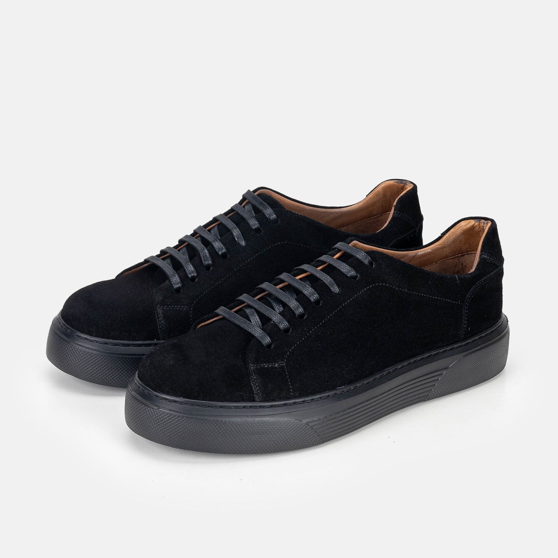 Volzak 5300 basket en daim Noir