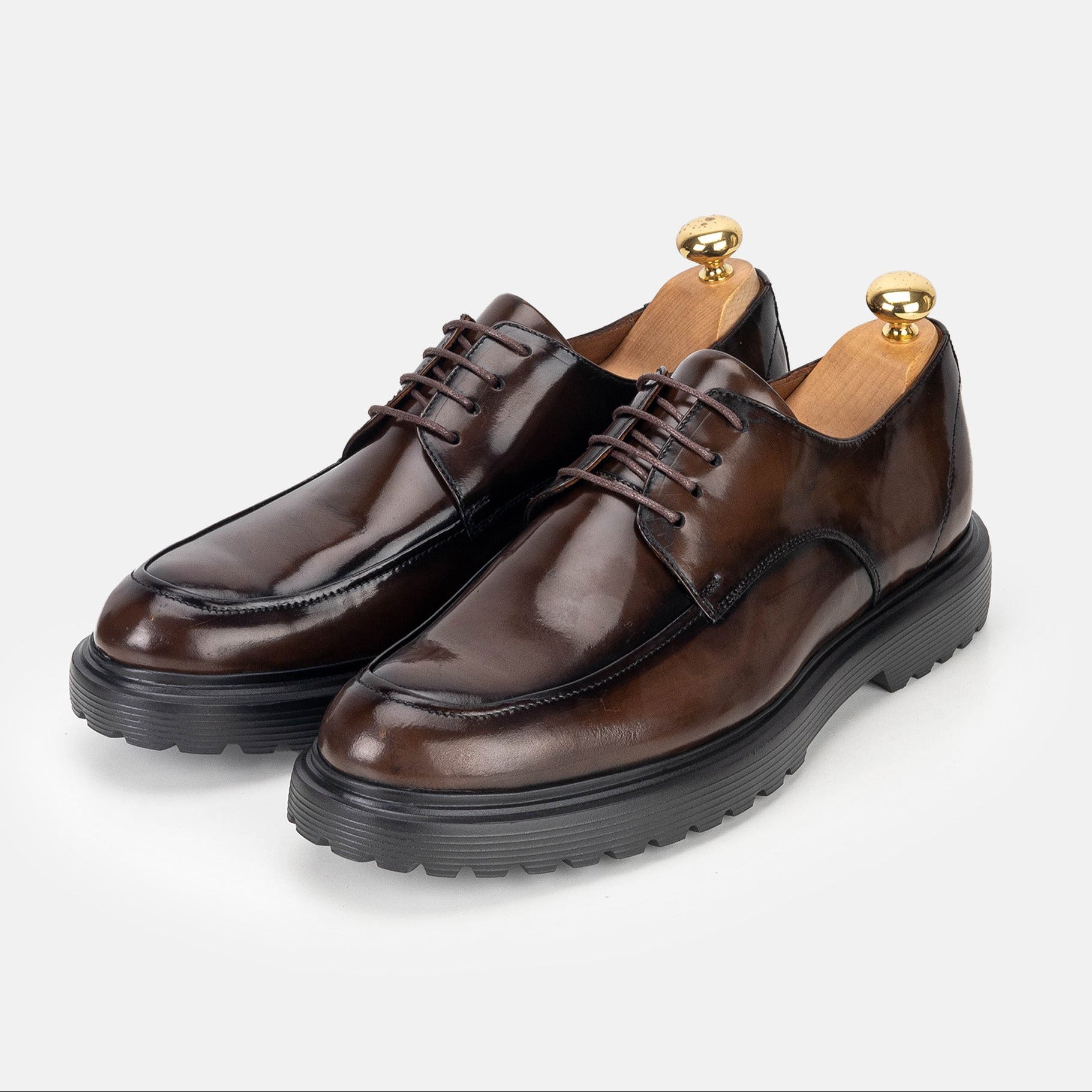 Volzak 5318 chaussure en cuir Démasquable Marron Vintage