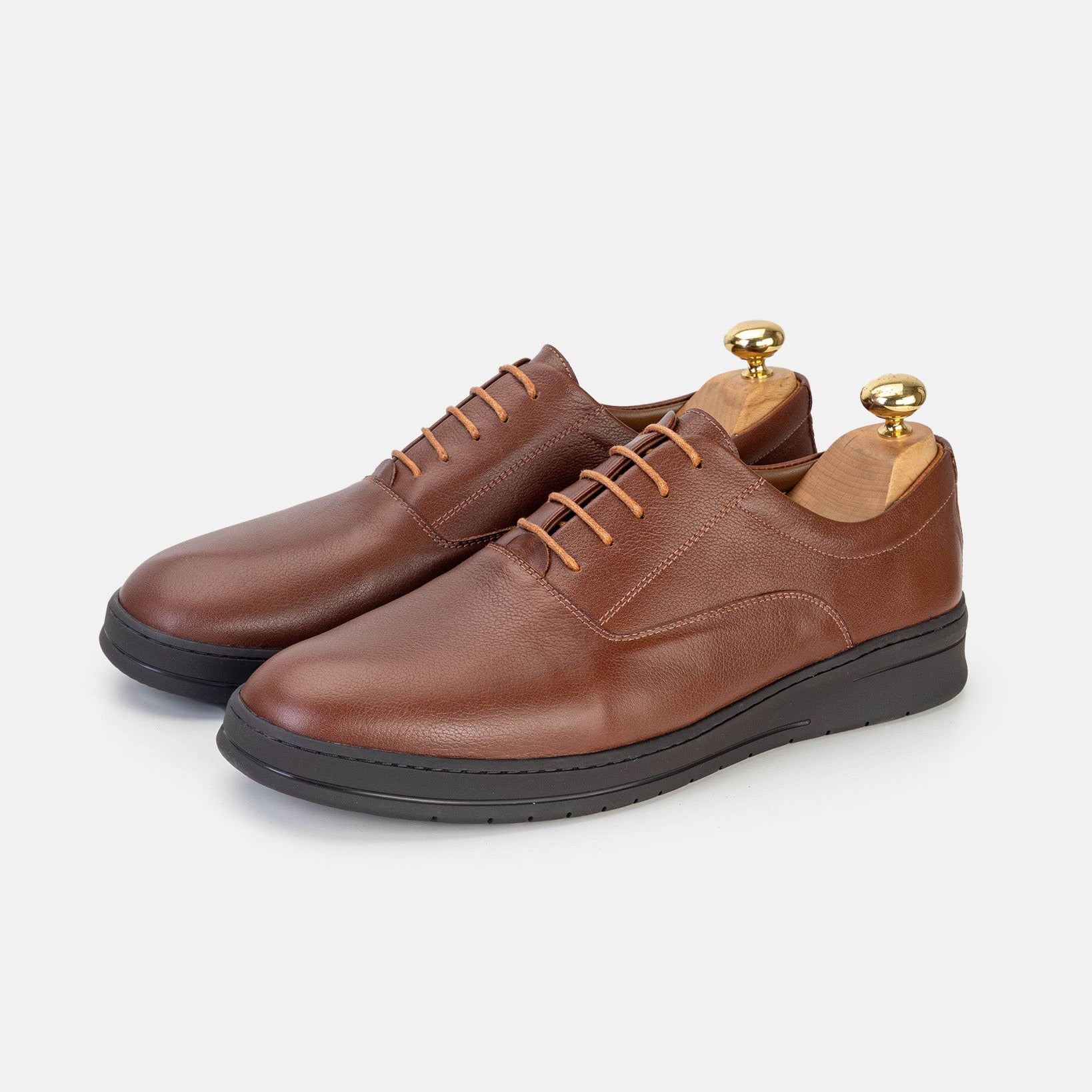 Volzak 6079 basket en cuir Camel