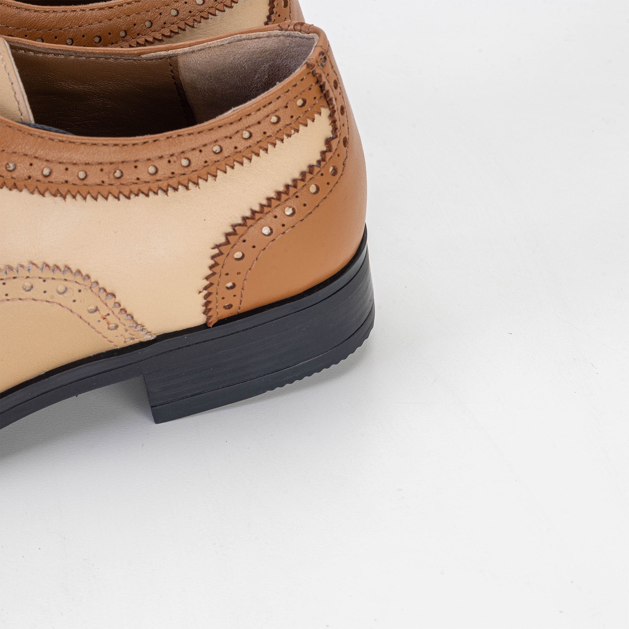 Volzak 106 Camel Leather Shoe