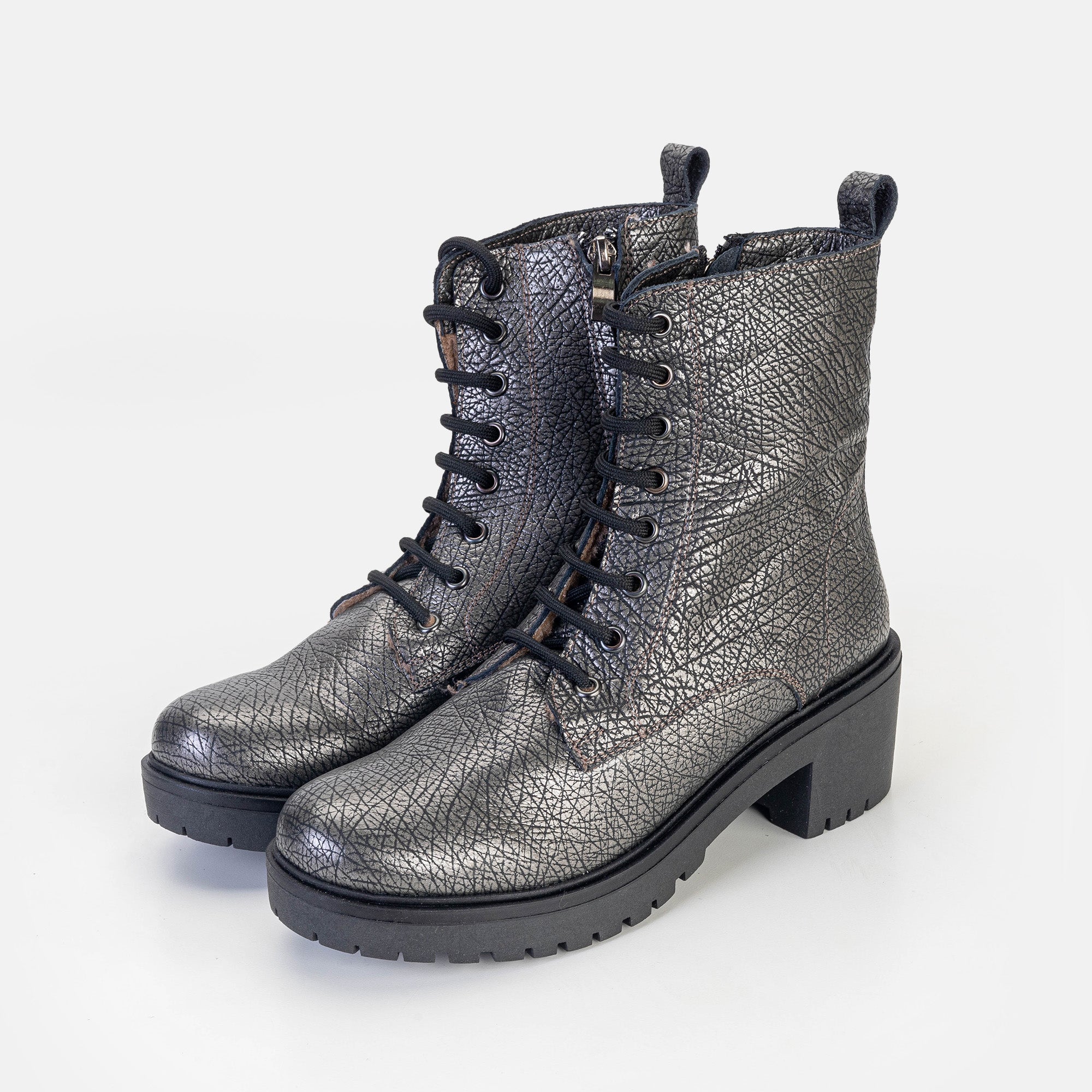Volzak 3033 Black Silver Grained Leather Ankle Boot