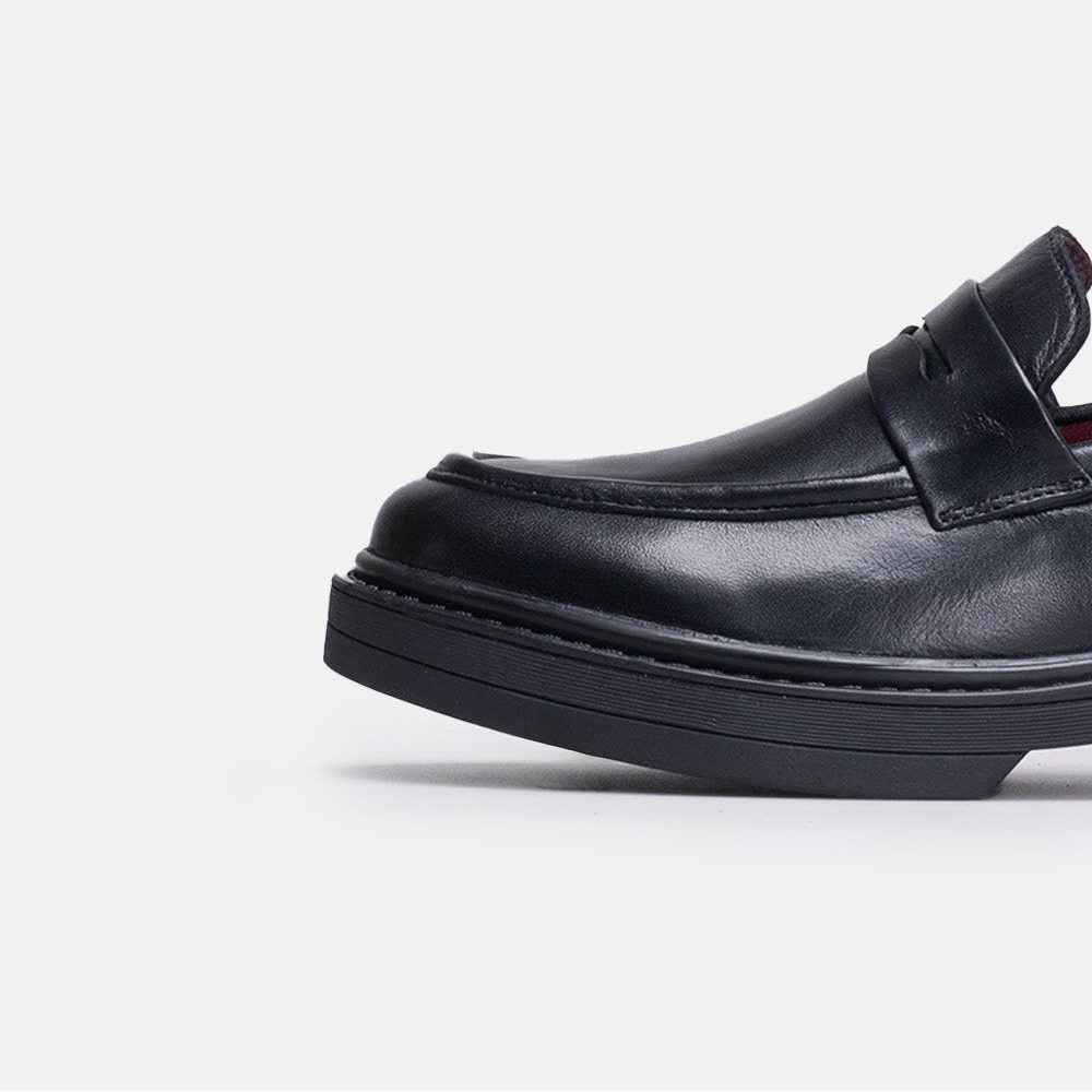 Volzak 6035 Black Leather Shoe