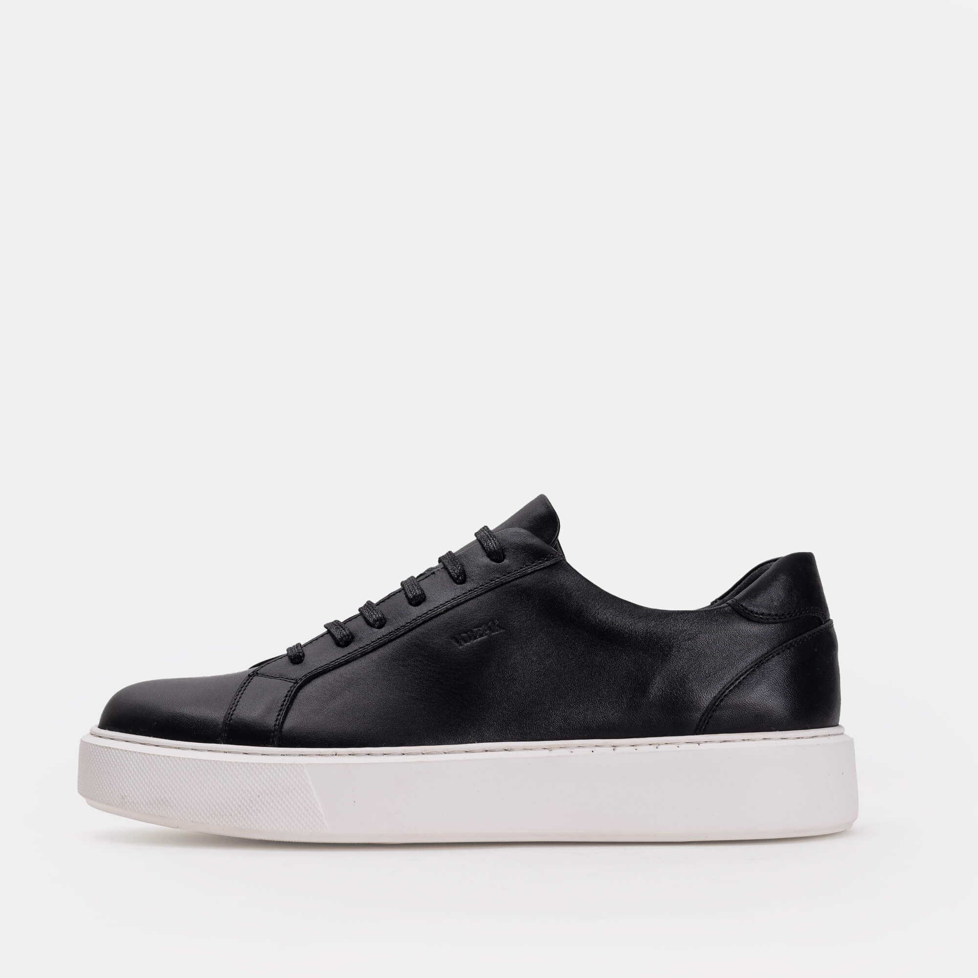 Volzak 6041 S Basket en cuir Noir