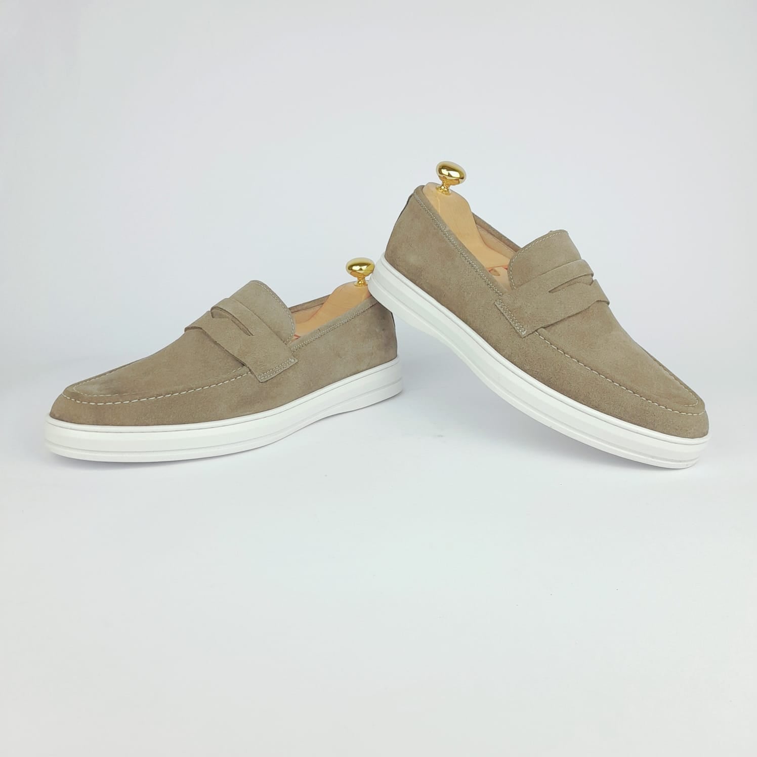 .6044 Taupe Suede Moccasin