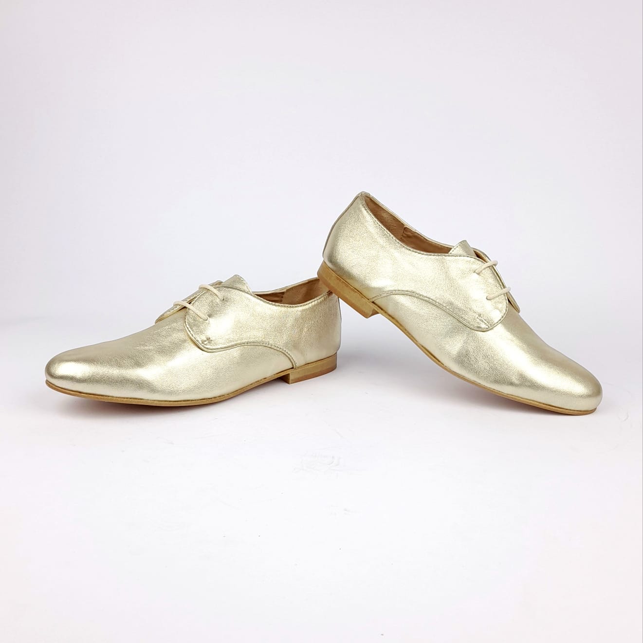 Volzak 125 Gold Leather Shoe
